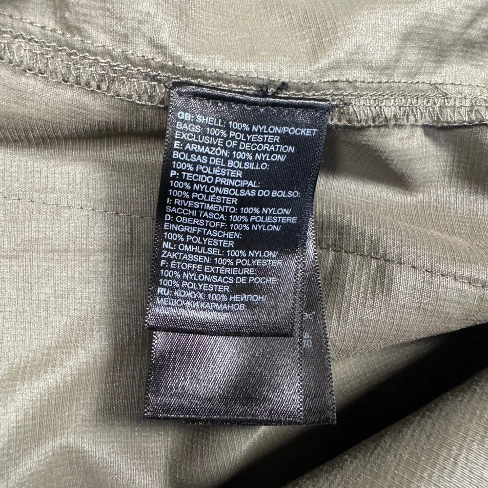 The North Face Basin Convertible Pants Mens 36 Short NWOT Taupe Green Hiking
